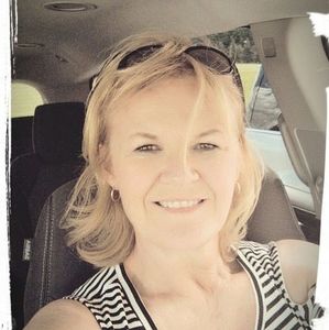 Meet your Posher, Monica